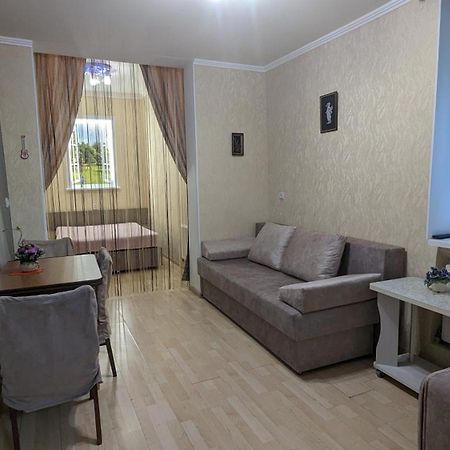 Таунхаус Біля Жд Вокзала Βίνιτσα Εξωτερικό φωτογραφία